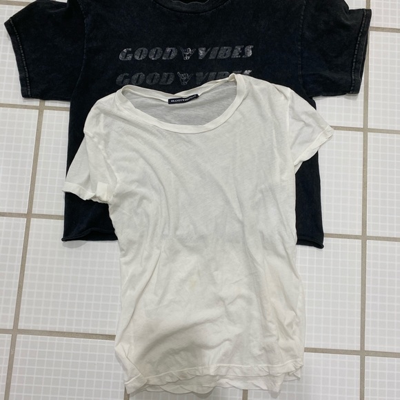 BRANDY MELVILLE BUNDLE! - Picture 7 of 7